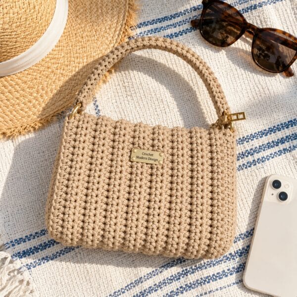 Modern Mini Handbag Crochet Pattern (PDF)