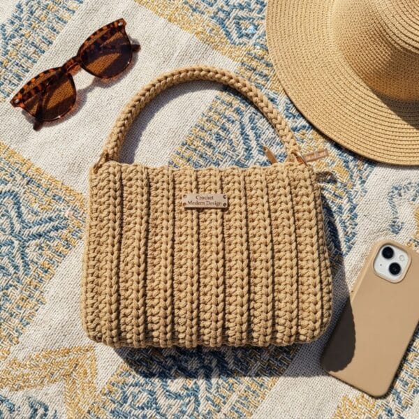 Modern Mini Handbag Crochet Pattern (PDF)